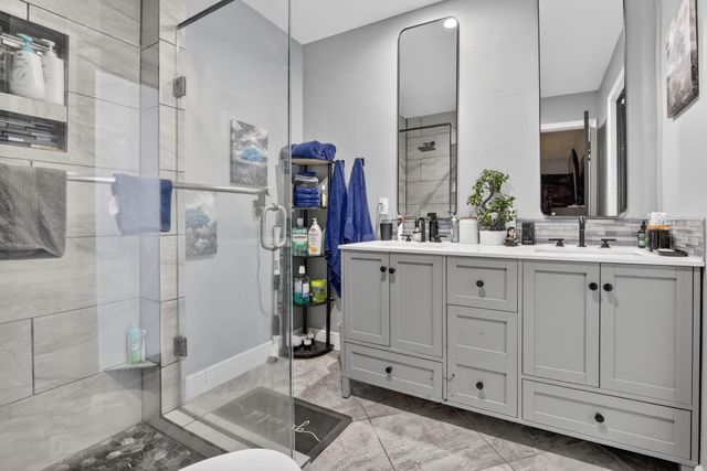 9630 NW 21st Manor, Sunrise, FL 33322