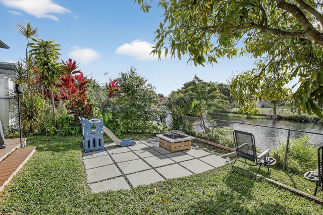 9630 NW 21st Manor, Sunrise, FL 33322