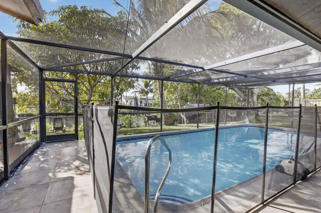 9630 NW 21st Manor, Sunrise, FL 33322