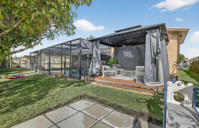 9630 NW 21st Manor, Sunrise, FL 33322