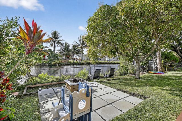 9630 NW 21st Manor, Sunrise, FL 33322