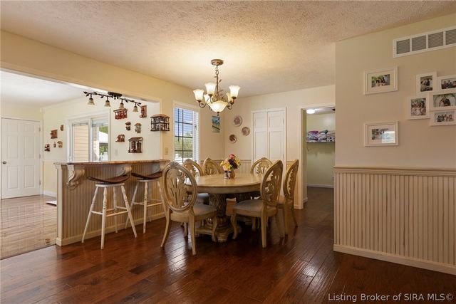 6302 Meadow View Drive, Georgetown, IN 47122