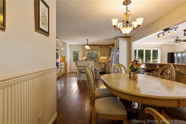 6302 Meadow View Drive, Georgetown, IN 47122