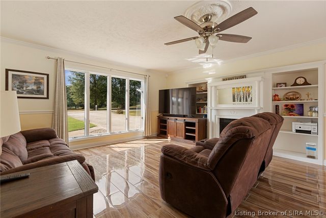 6302 Meadow View Drive, Georgetown, IN 47122
