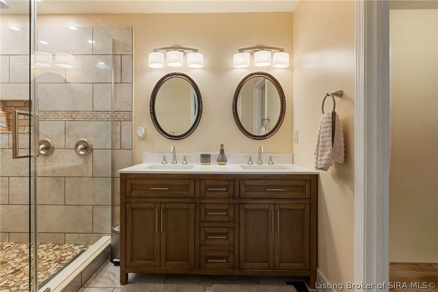 6302 Meadow View Drive, Georgetown, IN 47122