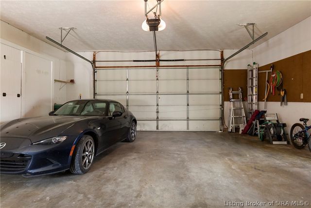6302 Meadow View Drive, Georgetown, IN 47122
