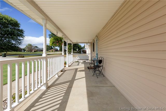6302 Meadow View Drive, Georgetown, IN 47122