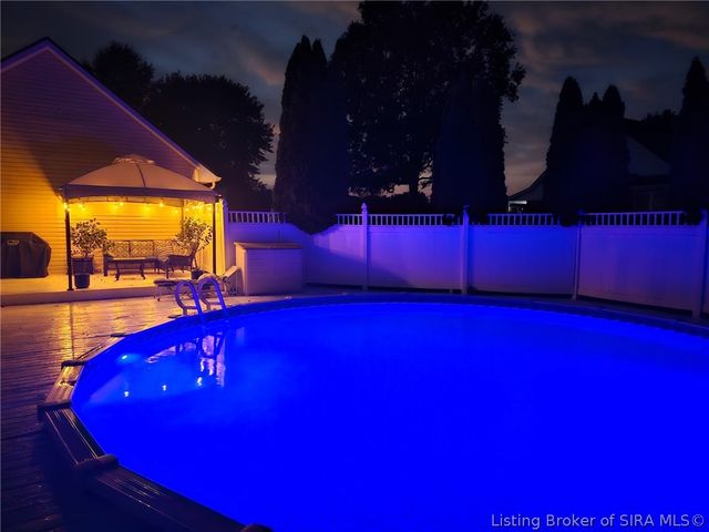 6302 Meadow View Drive, Georgetown, IN 47122