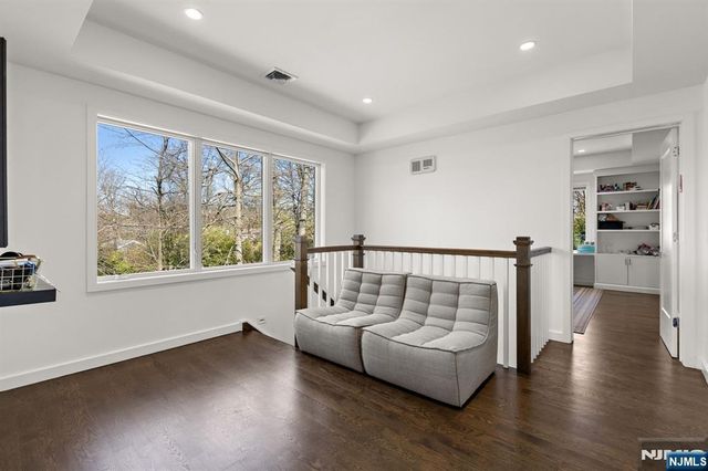 425 Highview Road, Englewood, NJ 07631