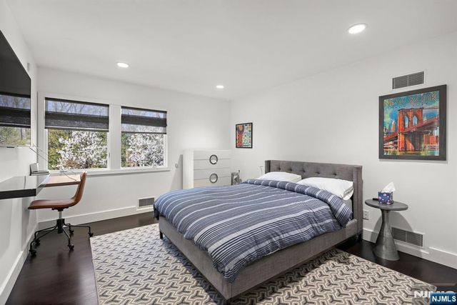 425 Highview Road, Englewood, NJ 07631