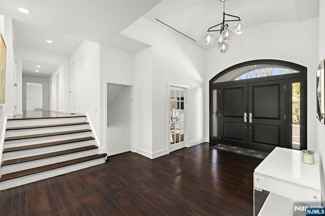 425 Highview Road, Englewood, NJ 07631
