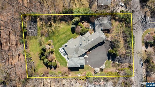 425 Highview Road, Englewood, NJ 07631