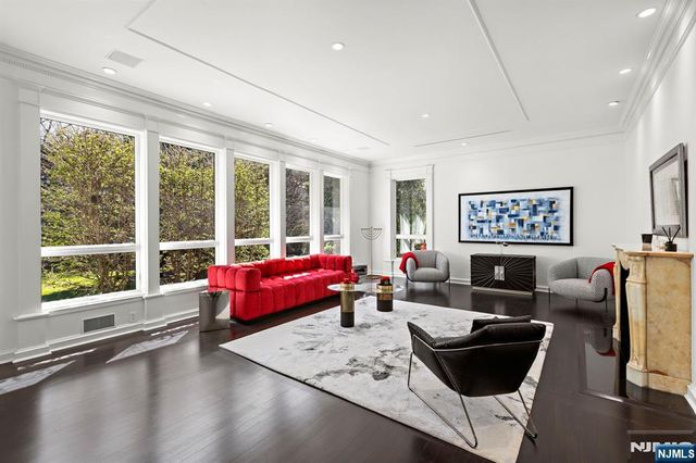 425 Highview Road, Englewood, NJ 07631