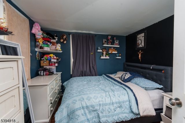 27 Lincoln Rd, Butler Boro, NJ 07405