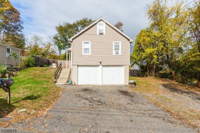 27 Lincoln Rd, Butler Boro, NJ 07405