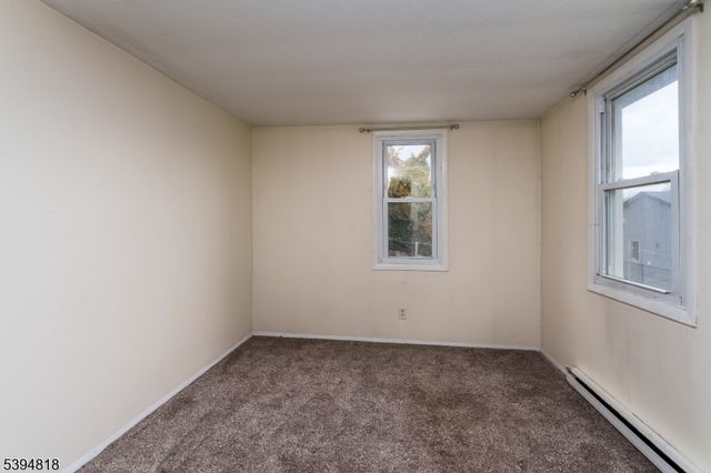 27 Lincoln Rd, Butler Boro, NJ 07405