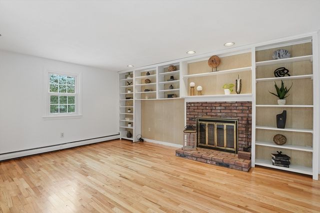 57 Colonial Drive, Shrewsbury, MA 01545