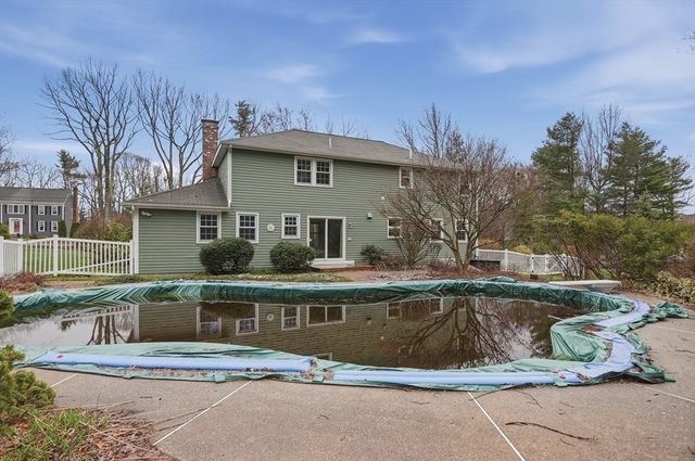 57 Colonial Drive, Shrewsbury, MA 01545