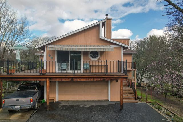 11599 Sandpiper Way, Penn Valley, CA 95946