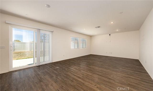 1455 Honor Way, Hemet, CA 92543