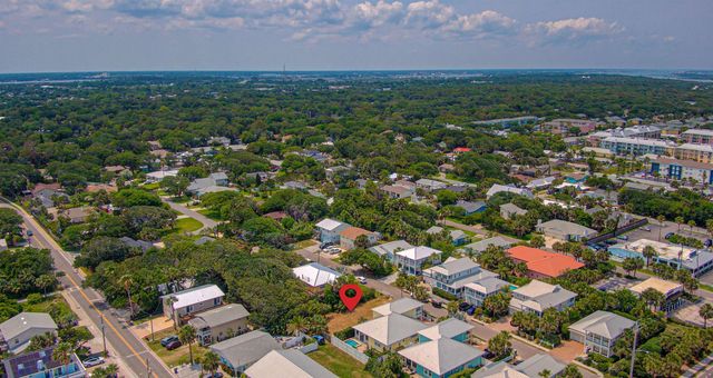 207 12th Street, St Augustine, FL 32080