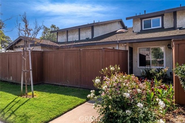 722 W 223rd 2, Torrance, CA 90502