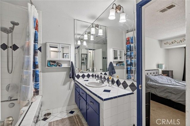 722 W 223rd 2, Torrance, CA 90502