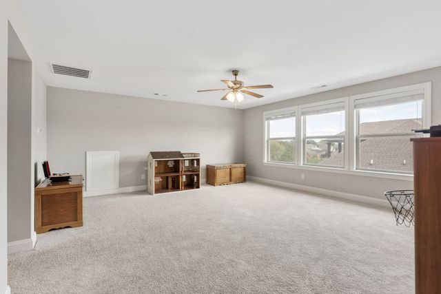 1026 Brighton Ln, Gallatin, TN 37066