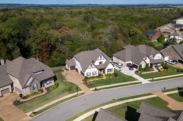 1026 Brighton Ln, Gallatin, TN 37066