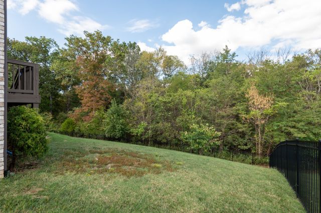 1026 Brighton Ln, Gallatin, TN 37066