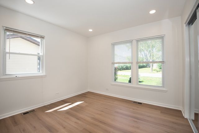 1021 Lonsdale Road, Elk Grove Village, IL 60007