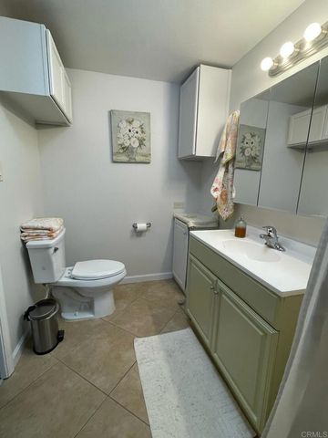 8301 Mission Gorge 189, Santee, CA 92071