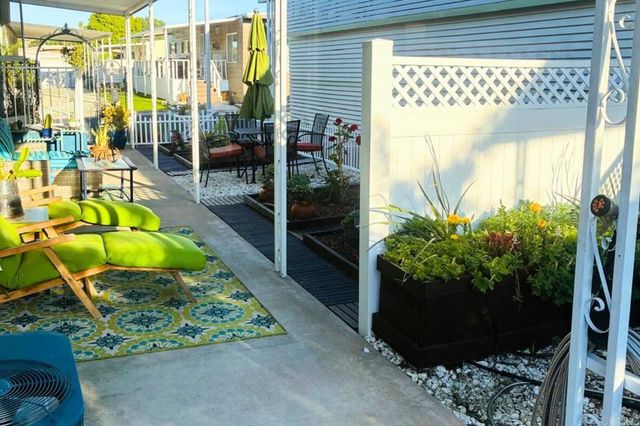 8301 Mission Gorge 189, Santee, CA 92071