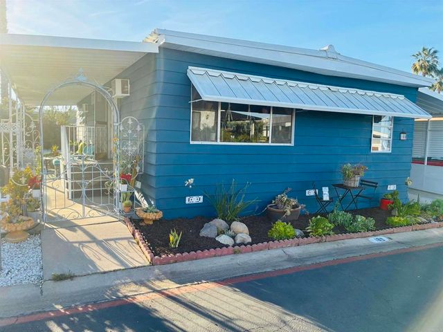 8301 Mission Gorge 189, Santee, CA 92071