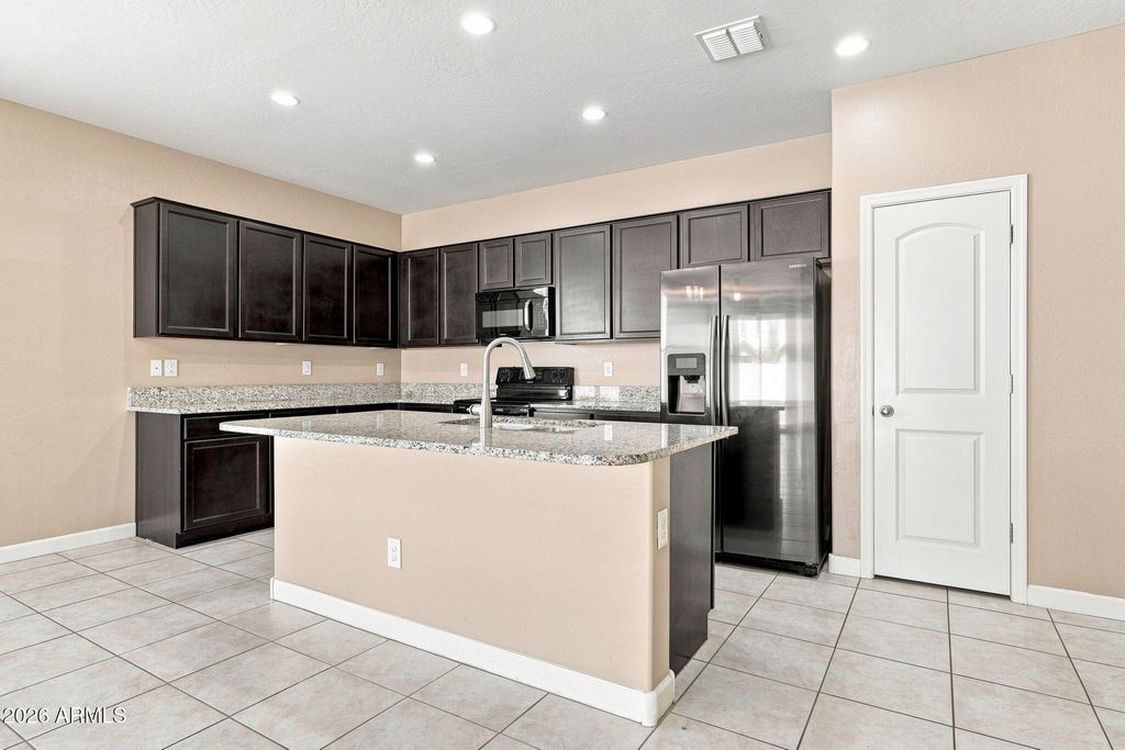 4200 W ALABAMA Lane, San Tan Valley, AZ 85144 — photo 4