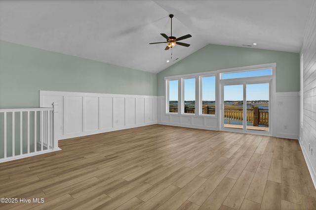 705 S Topsail Drive A, Holly Ridge, NC 28445