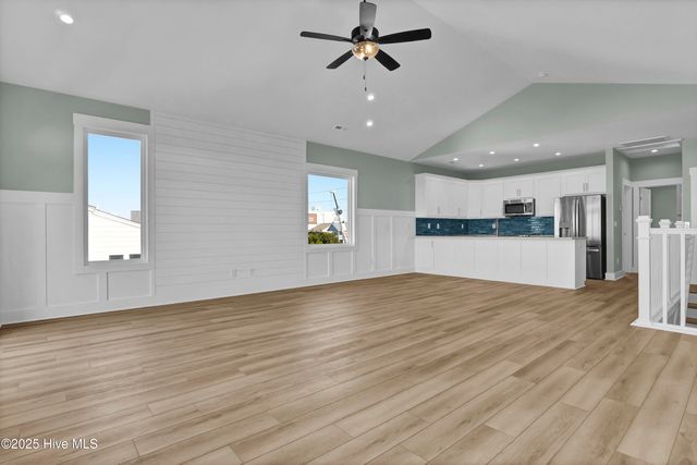 705 S Topsail Drive A, Holly Ridge, NC 28445