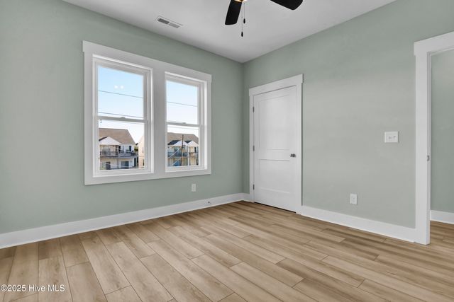 705 S Topsail Drive A, Holly Ridge, NC 28445