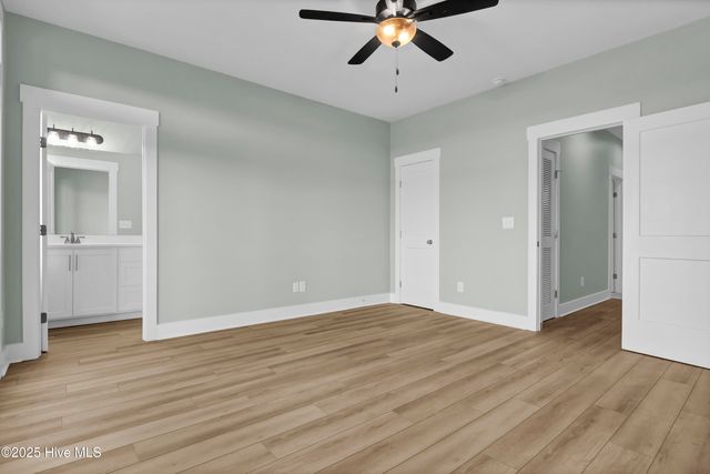 705 S Topsail Drive A, Holly Ridge, NC 28445