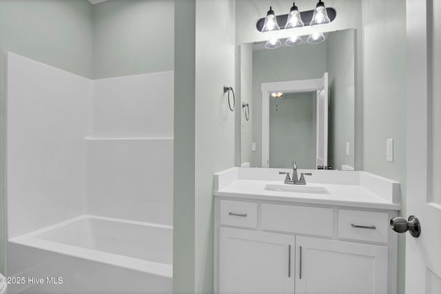 705 S Topsail Drive A, Holly Ridge, NC 28445