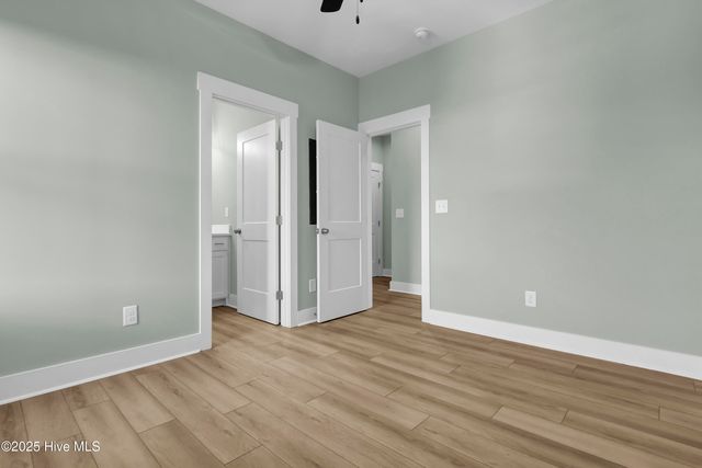 705 S Topsail Drive A, Holly Ridge, NC 28445