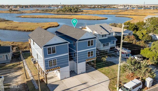705 S Topsail Drive A, Holly Ridge, NC 28445