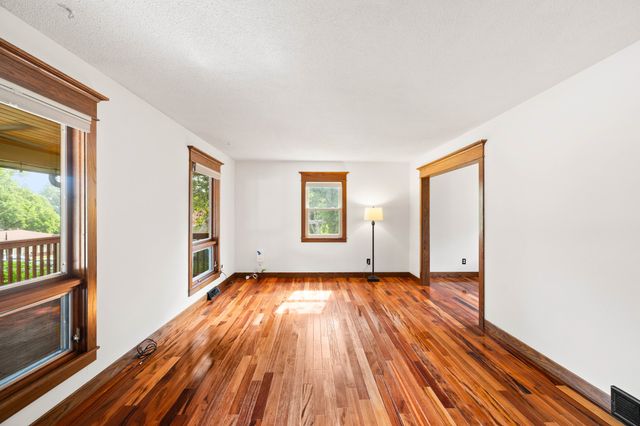 2326 Virginia Avenue, Des Moines, IA 50321