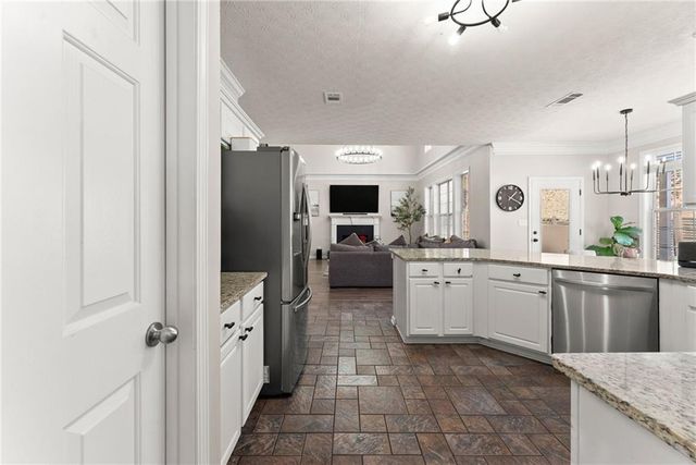 3713 Golden Ive Drive, Buford, GA 30519