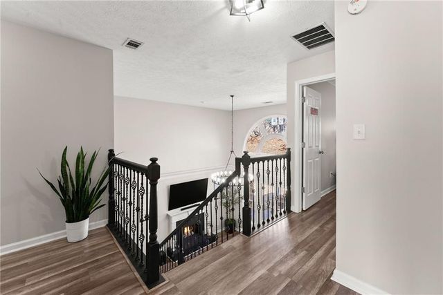 3713 Golden Ive Drive, Buford, GA 30519