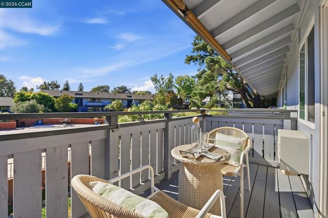 233 Masters Ct 4, Walnut Creek, CA 94598