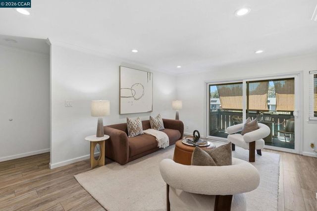 233 Masters Ct 4, Walnut Creek, CA 94598