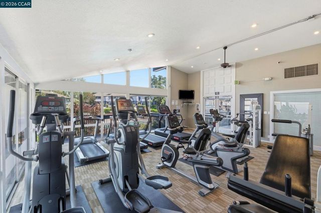 233 Masters Ct 4, Walnut Creek, CA 94598