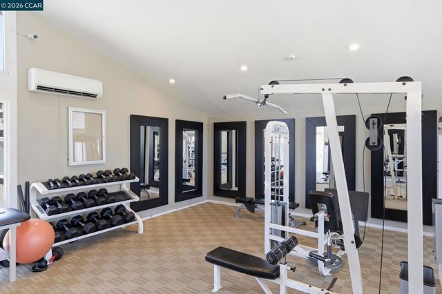 233 Masters Ct 4, Walnut Creek, CA 94598