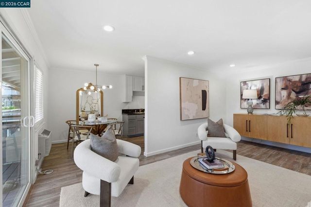 233 Masters Ct 4, Walnut Creek, CA 94598